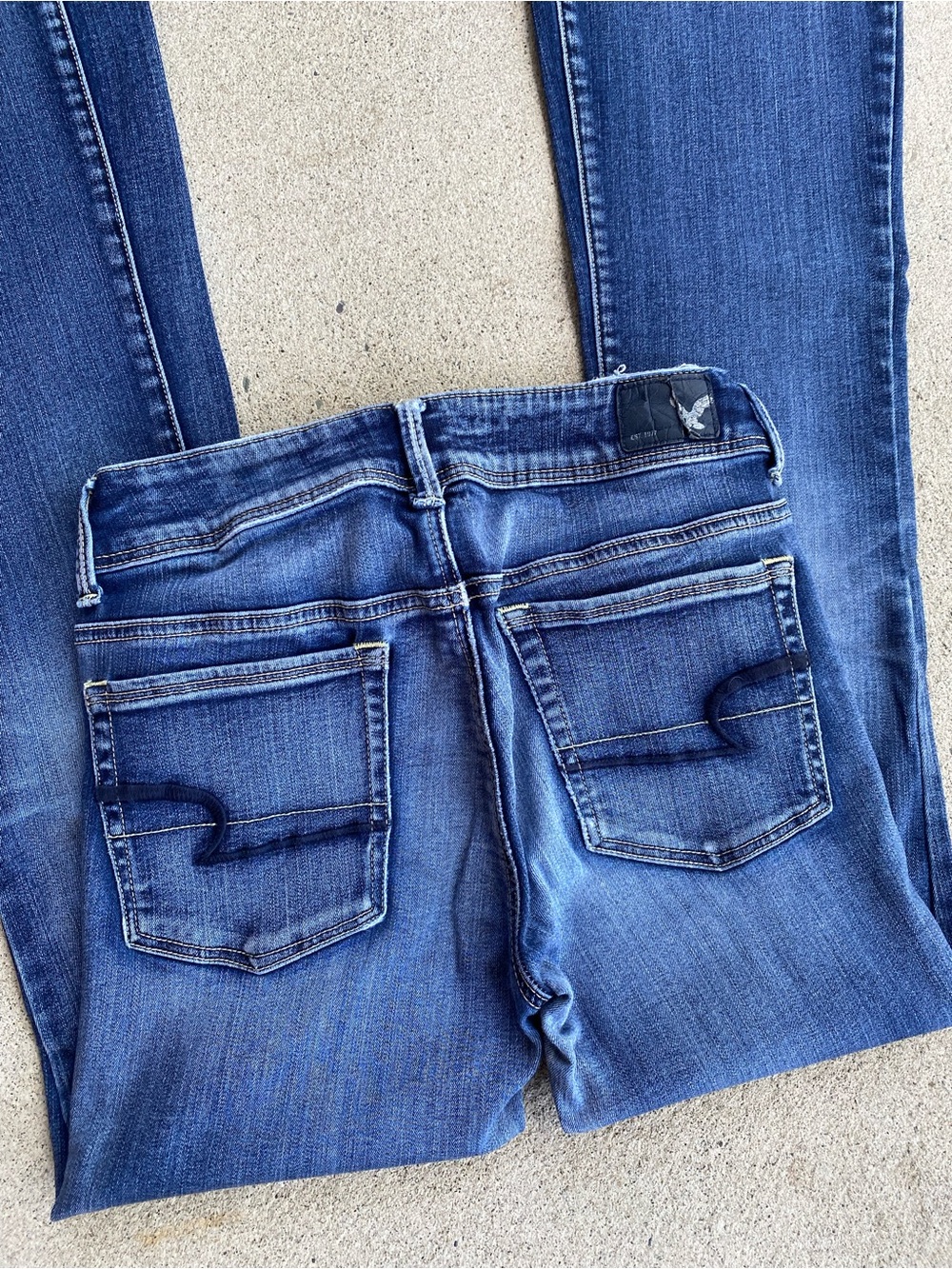 Y2k American Eagle Low-Rise Bootcut Jeans - Stretch - Picture 3 of 9
